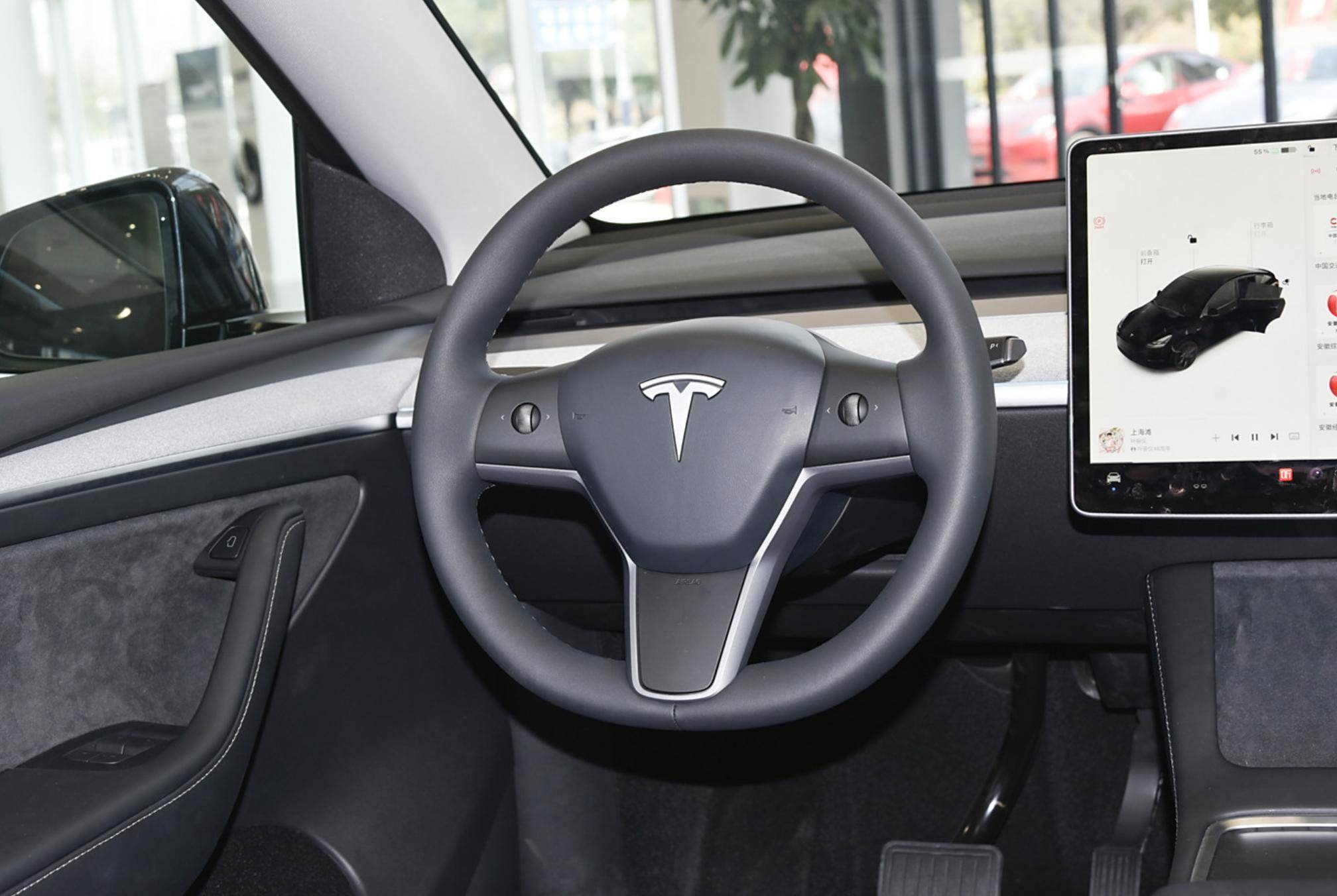 Model Y突然降價1萬,引老車主怒噴,特斯拉終于不裝了?