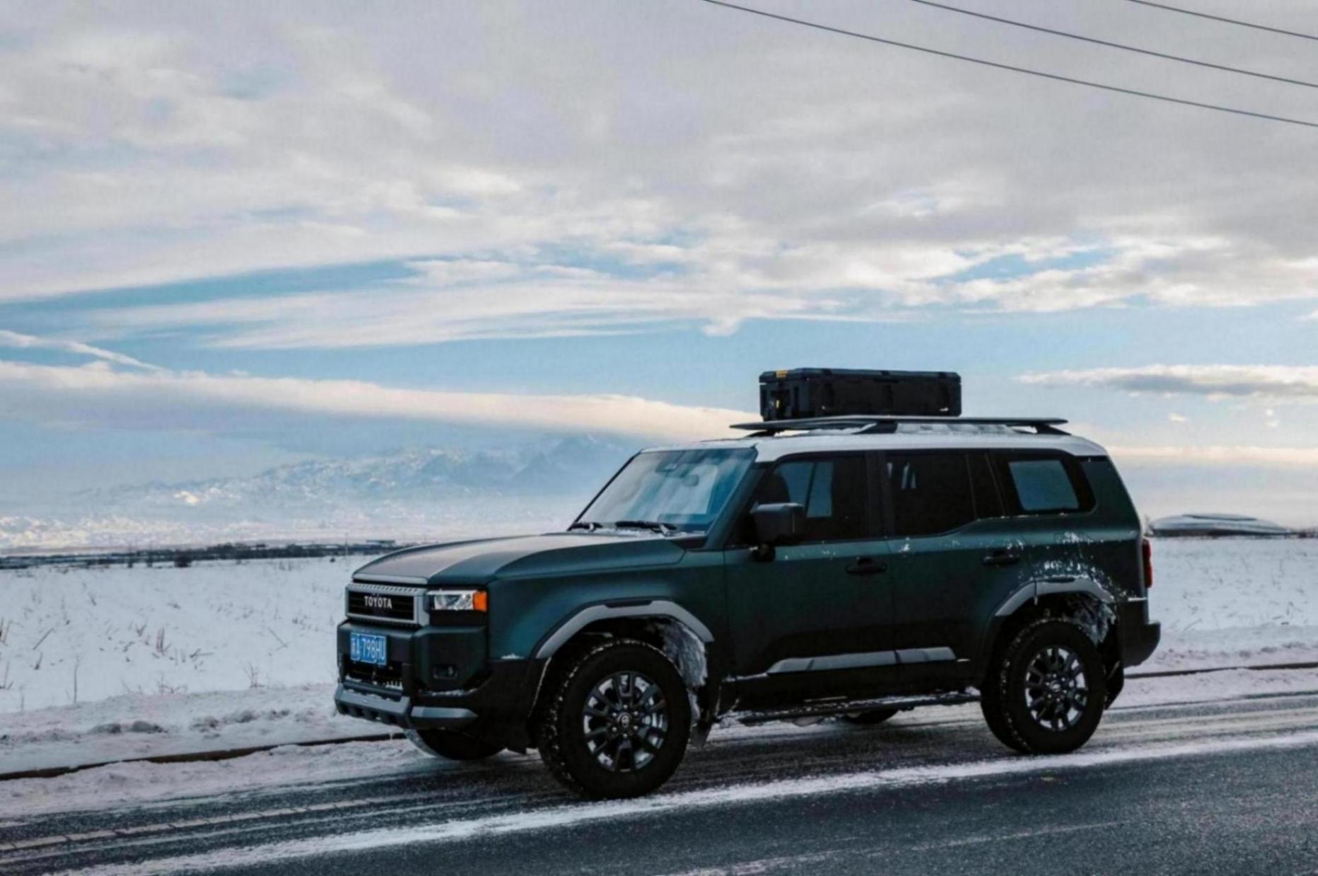 穿荒漠過雪原!一汽豐田SUV英雄會點燃“熱雪燃冬”