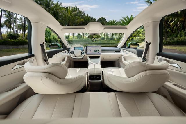 后悔買車買早了!11.98萬(wàn)能拿下中大型轎車,車長(zhǎng)近5米+后置后驅(qū)-有駕 后悔買車買早了!11.98萬(wàn)能拿下中大型轎車,車長(zhǎng)近5米+后置后驅(qū)-有駕