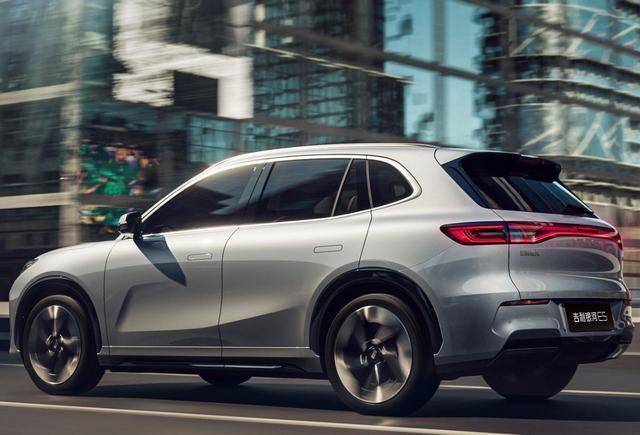 吉利銀河E5榮獲頂級安全碰撞挑戰證書,純電動汽車安全再升級!