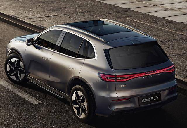 吉利銀河E5榮獲頂級安全碰撞挑戰證書,純電動汽車安全再升級!