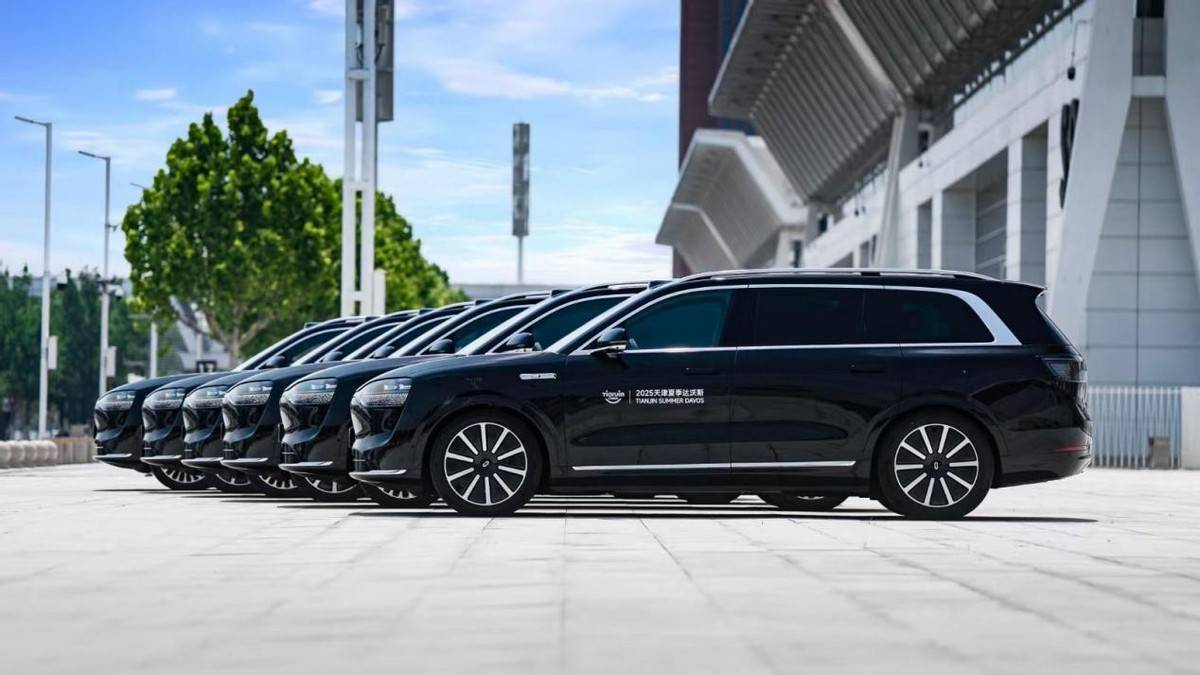 新勢(shì)力1年內(nèi)造不出來(lái)?極氪9X發(fā)布,是吉利不服華為小米