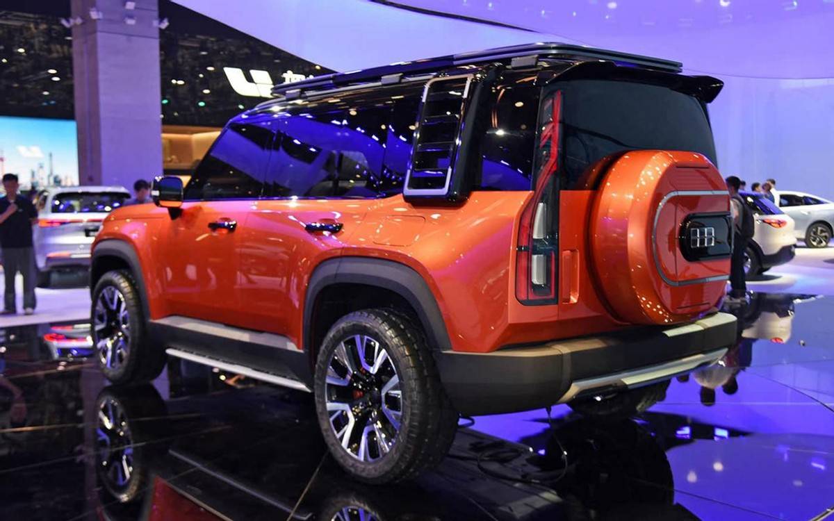 奇瑞、長城都學(xué)著點!這才叫國產(chǎn)真“路虎衛(wèi)士”,快評吉利銀河戰(zhàn)艦