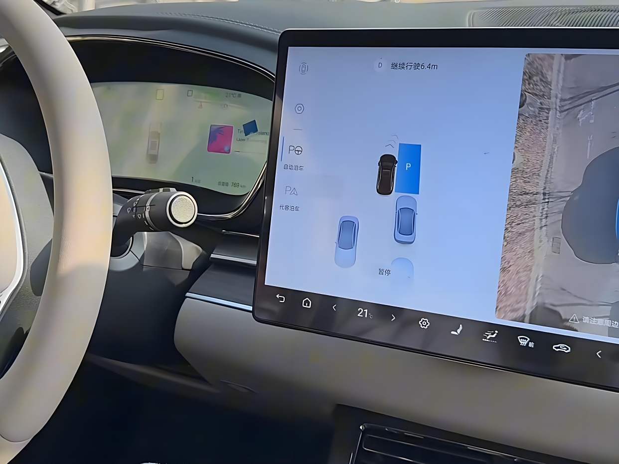 比亞迪今年連發2招,行業如深夜般寂靜:實在跟不起了