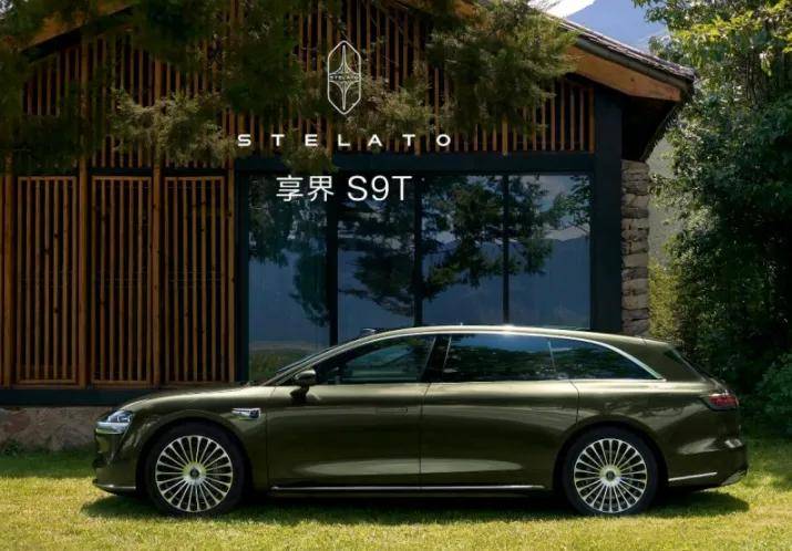 鴻蒙智行 靠新車自救