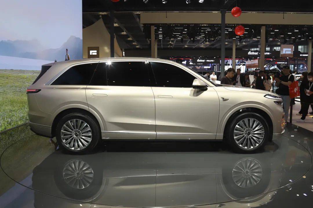 李斌一夜成“斌神”,誰會因L90徹夜難眠?