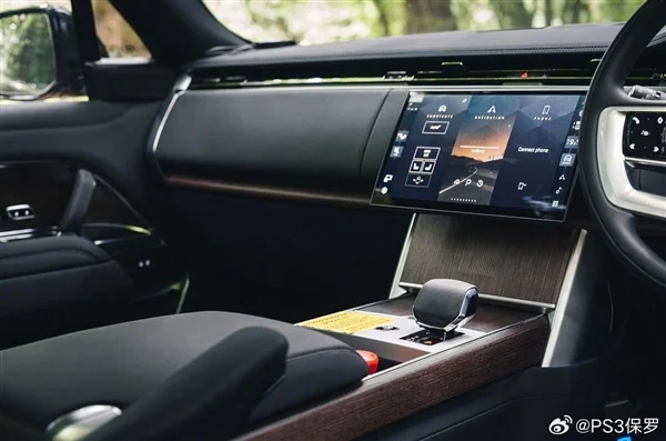 思路對了!純電路虎攬勝實(shí)車公布:和燃油版一個(gè)樣 思路對了!純電路虎攬勝實(shí)車公布:和燃油版看不出什么區(qū)別