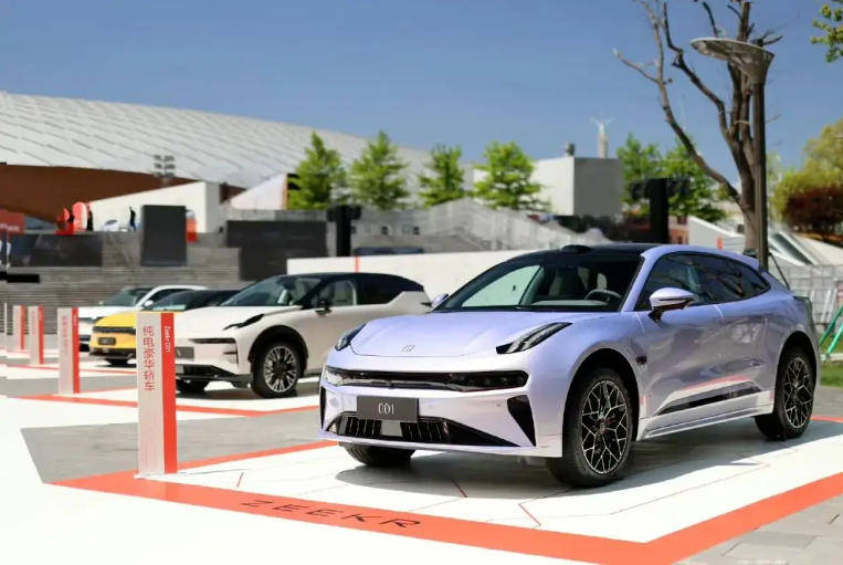 吉利“撤回”一個(gè)極氪,自主高端就大結(jié)局了?