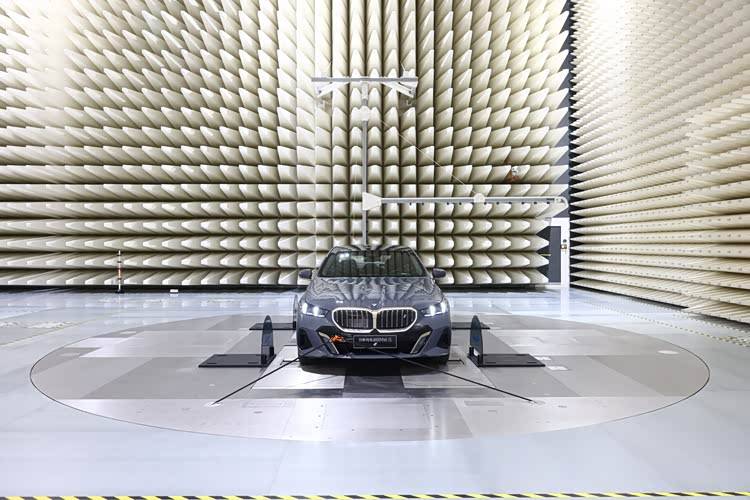 AI賦能智造新標桿,第五屆中國汽車質量技術大會走進寶馬