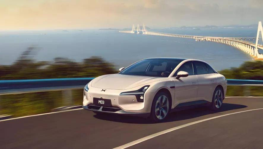 7月17日,小鵬汽車副總裁“托馬斯電火車”發(fā)文稱,惡意造謠、抹黑小鵬汽車的“黑嘴”,公司已成立專項組