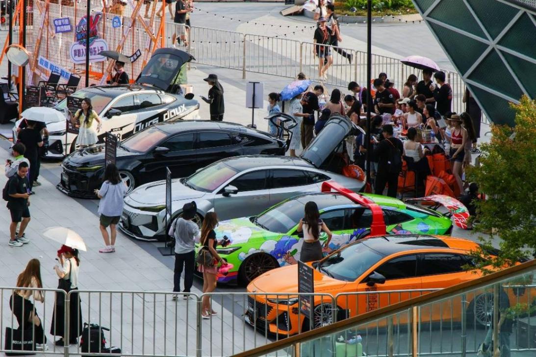 配置拉滿,長安第三代UNI-V 9.79萬元起售