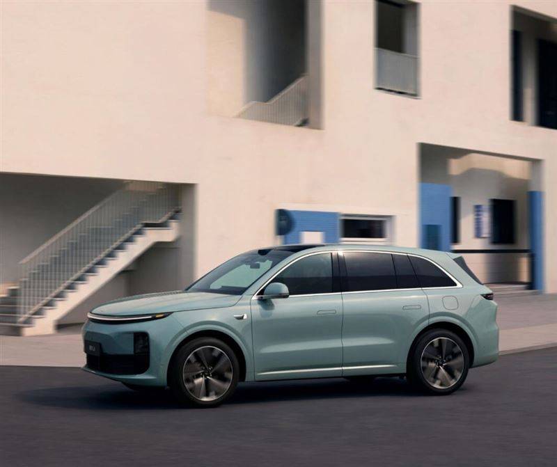 增程車型賣不動了?7月銷量榜單出爐 僅兩款銷量過萬 理想L6第二