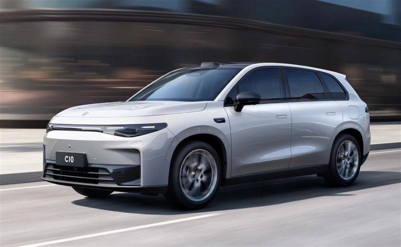 增程車型賣不動了?7月銷量榜單出爐 僅兩款銷量過萬 理想L6第二