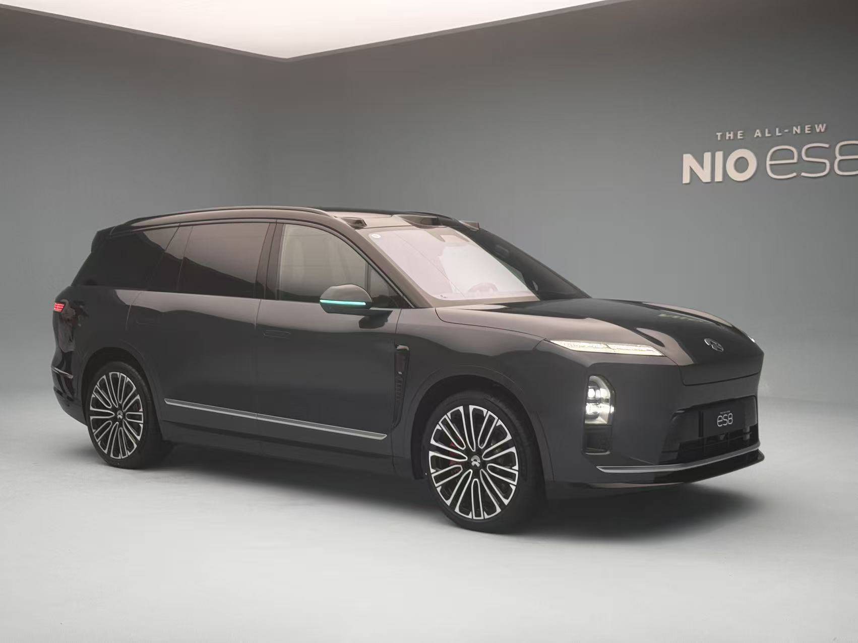 靜態體驗全新蔚來ES8:配置看齊ET9、空間堪比L9,更智能的攬勝